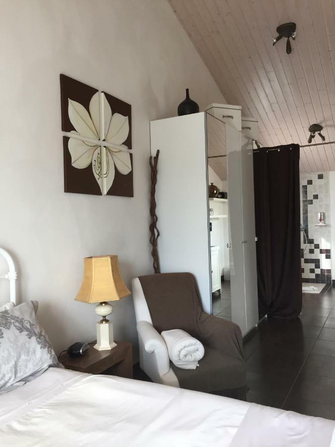 Bed and Breakfast O'Maxethel Soullans Экстерьер фото